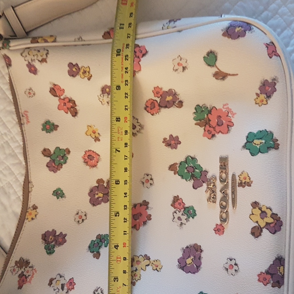 Coach Floral Print White Shoulder Bag - Picture 14 of 15